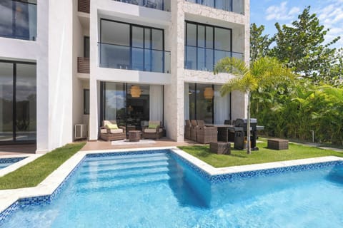 Swim Up