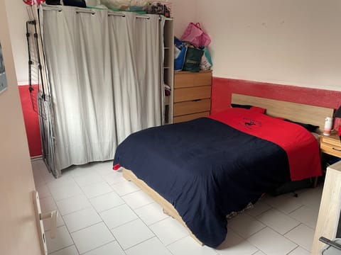 Townhouse with garden 10 minutes from beaches pets welcome House in Toulon