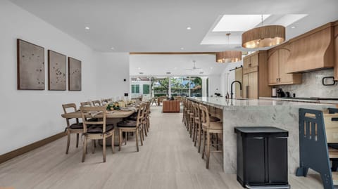 Cozy cooking area with everything you need for home-cooked meals