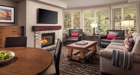 1 Bedroom/2 Bath Condo @ Marriott Streamside at Vail Feb 20-27 - Low Price! Apartment in Vail
