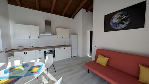 Apartment 'Adriana Bilocale' with Sea View, Wi-Fi and Air Conditioning Apartment in Lacona