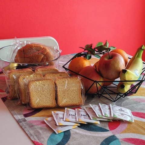 Genova al Volo - Facing the Station and Airport Apartment in Genoa