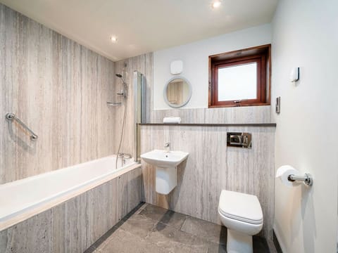 Glentress Forest Silver Birch (2 doubles and 1 twin)