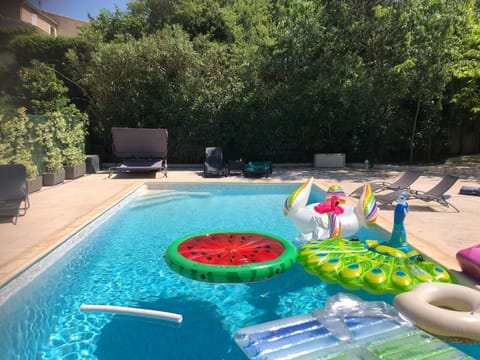 Ideal for vacations with family or friends: semi-detached house 150 m². House in Mougins