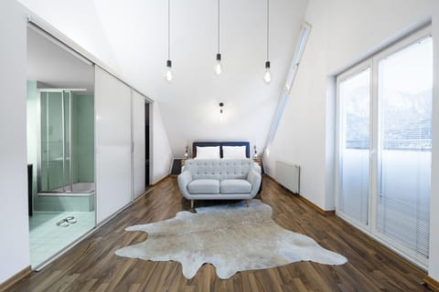 Modernes Loft-Penthouse mit 6 m Raumhöhe für 2–4 Personen Apartment in Bad Hofgastein