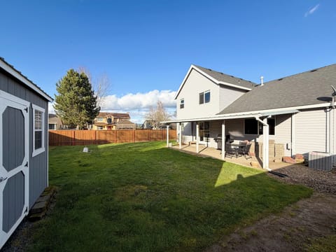 Comfortable Family Home for Extended Stays House in Dundee