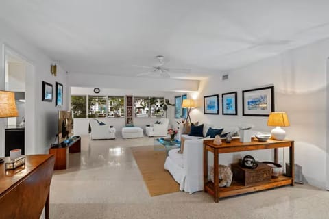 Downtown Fort Lauderdale waterfront retreat House in Nurmi Isles