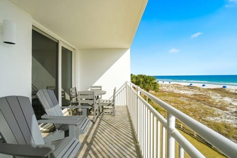 Welcome to SeaSpray West 303!