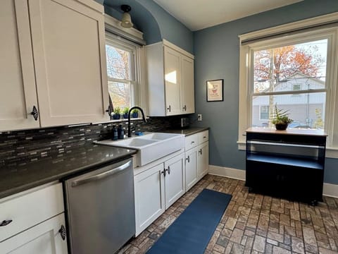 I wonder if the kitchen has (fill in the blank)? The answer is probably yes! Blender, Slow Cooker, Air Fryer, Toaster, Mixer, full assortment of pots and pans, spices, knives, drip coffee, Keurig, single serve pour over coffee and more!