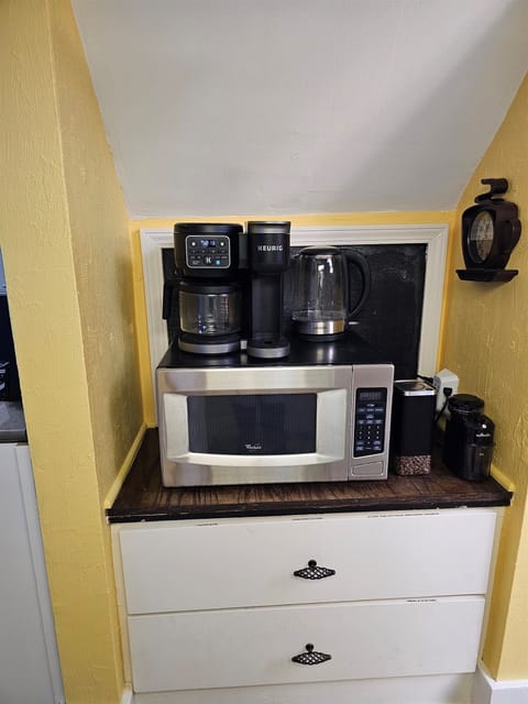 Our Coffee bars offer you a choice for making your coffee - drip, Keurig or pour-over. We get your stay started with a starter pack of coffee beans, K-cups, teas, sweeteners and creamer.