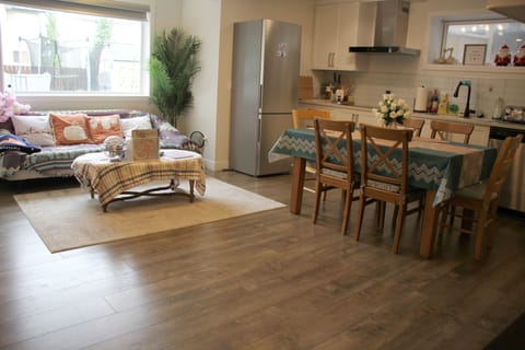Living room-7