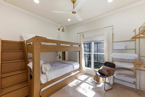 Modern Zilker Retreat | Downtown Views + Walk to ACL & Barton Springs House in Zilker