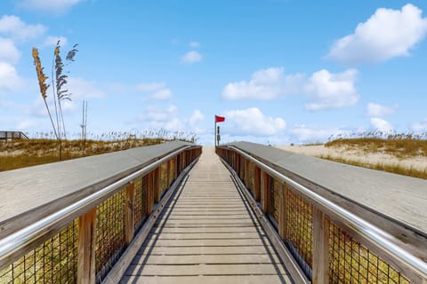 Gorgeous coastal home with swim spa, multiple levels & close to beach House in Pensacola Beach