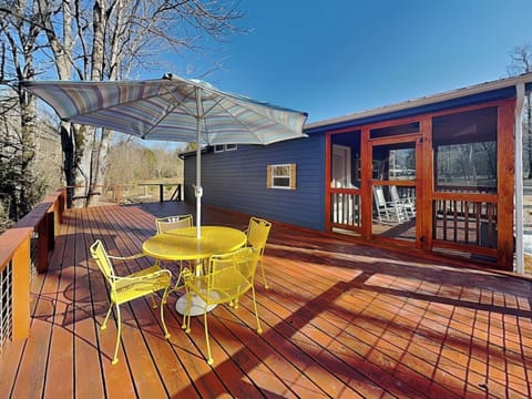 Welcome to Caney Creek - Creekside Cabin Living in the Smokies!