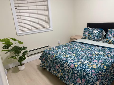 Cozy & Comfortable Home Away From Home House in Surrey