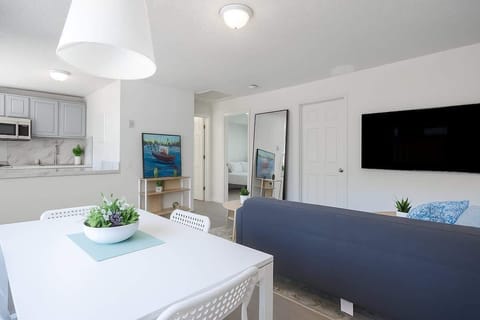 Dinning table - APT 1