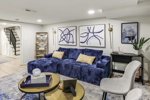 Baltimore Vacation Rental | 2BR | 2BA | 1,100 Sq Ft | Stairs Required