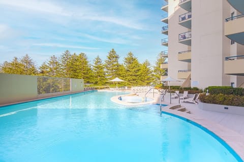 Holiday Home Swimming Pool