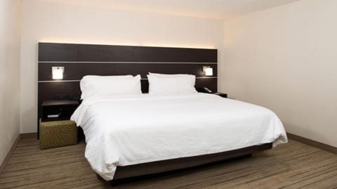 Bedroom. Interior and views may vary based on location and availability.