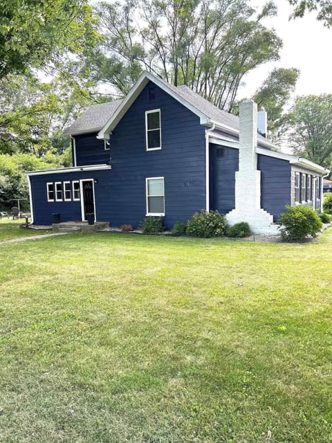 Exterior view of the Farmhouse!