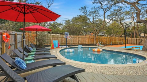 Endless summer feels, zero travel required.