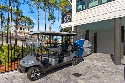 Private Pool, Golf Cart, and Paddle Boards For An All-Inclusive Stay.