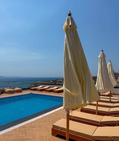 Rooftop swimming pool