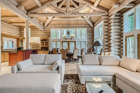 The Valley, Buffehr Creek, West Vail, by Vail Village Rentals