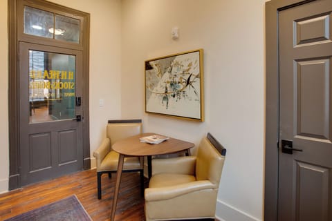 Florence Vacation Rental | 1BR | 1BA | 329 Sq Ft