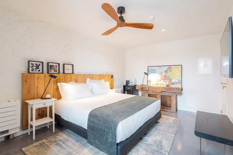 Bedroom. Interior and views may vary based on location and availability.