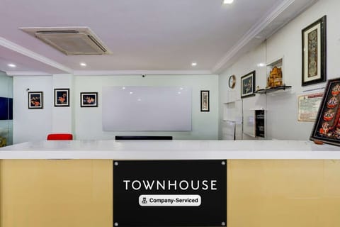 Entrance / Reception