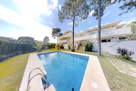 Holiday Home Swimming Pool