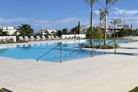 Holiday Home Swimming Pool