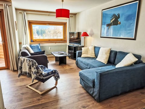 Furniture, Interior Design, Couch, Wood, Flooring, Room, Living Room, Floor, Ceiling, Lighting