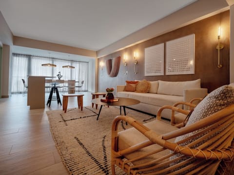 HiBird_2 Bedroom Apartment_10