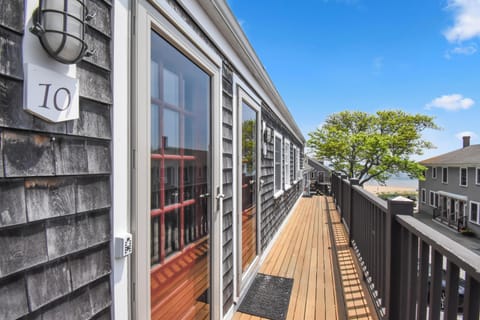 Exterior entrance to apartment