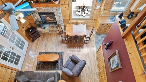 at hooked on bears a 2 bedroom cabin rental located in pigeon forge