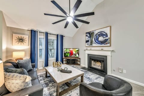 Large LR with Smart TV