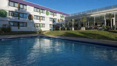 Hotel Exterior [summer]