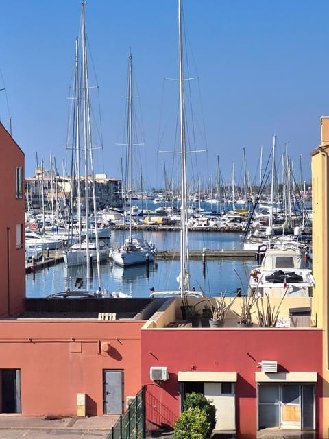 Marina