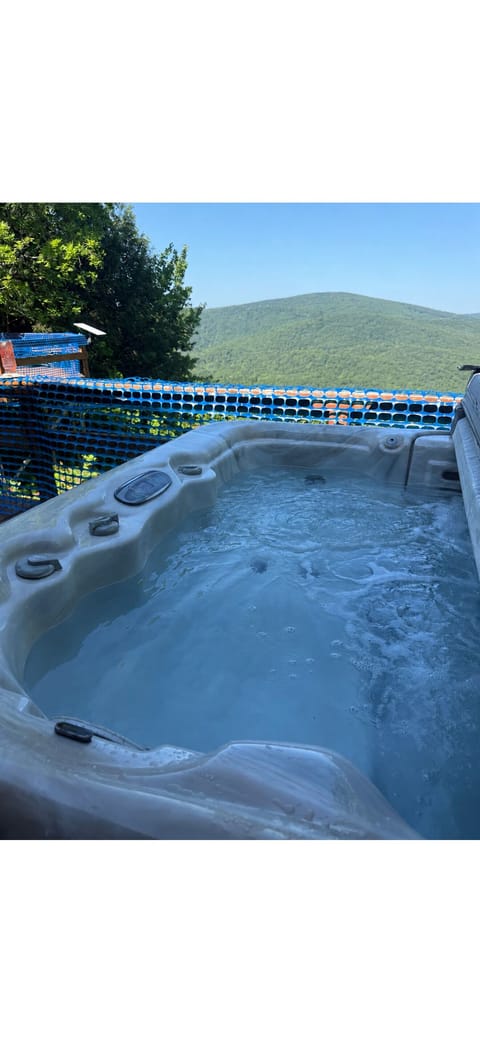 Outdoor hot tub