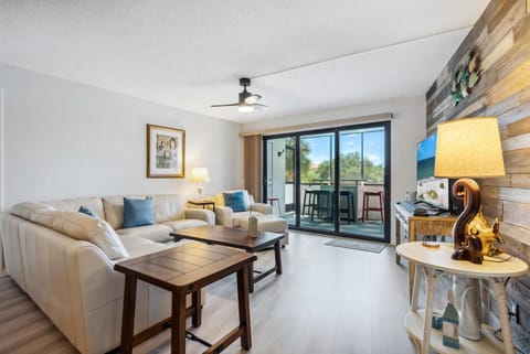 Harbor Towers Unit 202 by Tropical Sands Accommodations