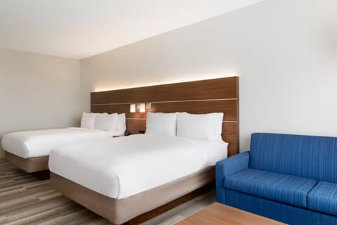 Bedroom. Interior and views may vary based on location and availability.