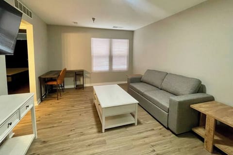 Streamline your stay. Work or explore from this convenient Aksarben space.