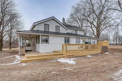 Athens Vacation Rental | 5BR | 3BA | 2,650 Sq Ft