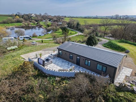 Carn Springs Lodge - 3 Bed - Devonshire Dr - Tenby (27782)