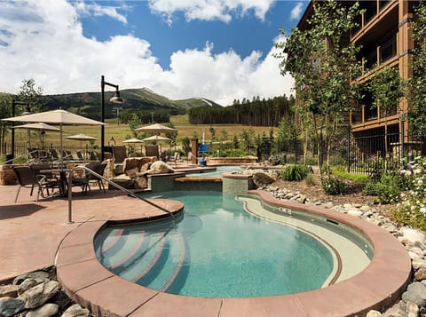 Outdoor hot tubs