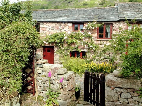 Picturesque holiday cottage | Wastwater Cottage - Bridge End Farm Cottages, Boot, near Eskdale