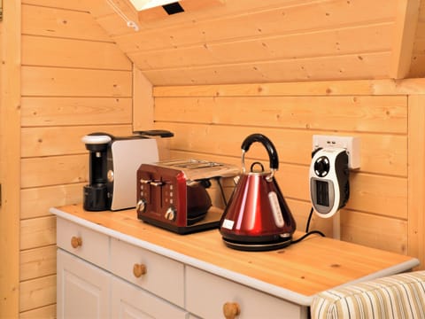 Open plan living space | Seal Point Cabin, Cairndow