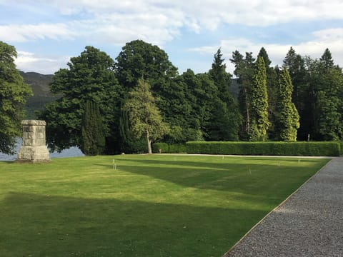 Garden and grounds | Moat House 6 - Highland Club, Fort Augustus